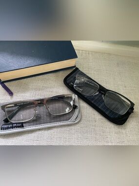 2 Foster Grant Reading Glasses in Black & Gunmetal Unused 300 Magnification mens